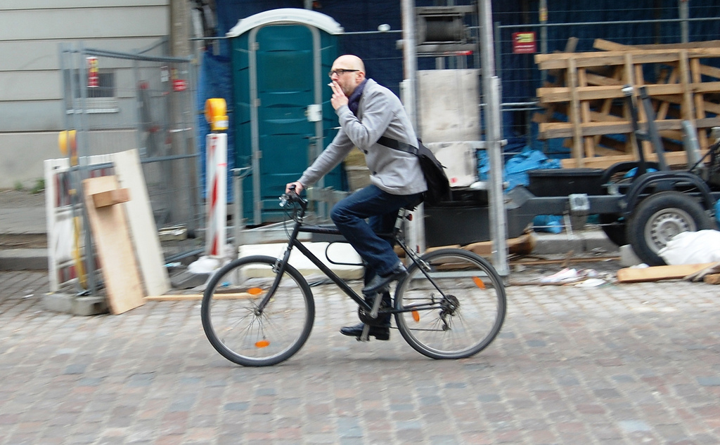 Chain Smoker? Cycling Can Help your Lungs | CycleNavy